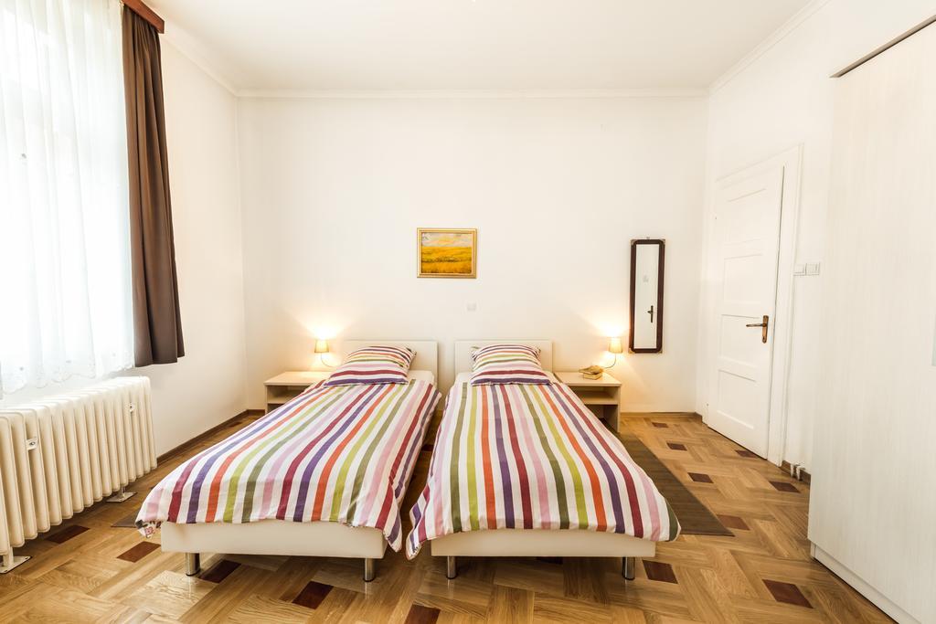 Vila Regina Rooms Karlovac Exteriér fotografie