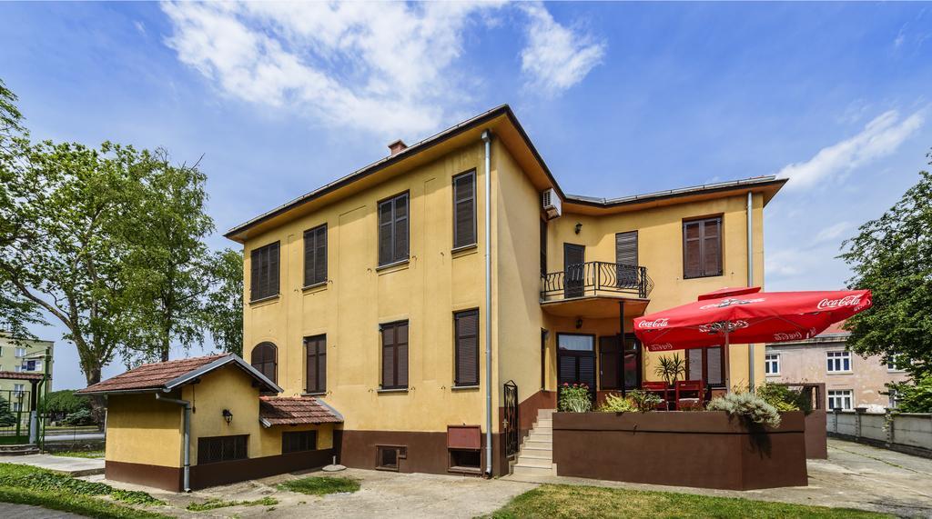 Vila Regina Rooms Karlovac Exteriér fotografie