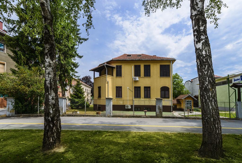 Vila Regina Rooms Karlovac Exteriér fotografie